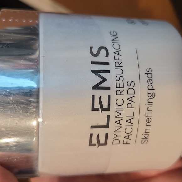 ELEMIS Other - *After Christmas Sale* Elemis Dynamic Resurfacing Facial Pads 60 Pads Exfoliatin